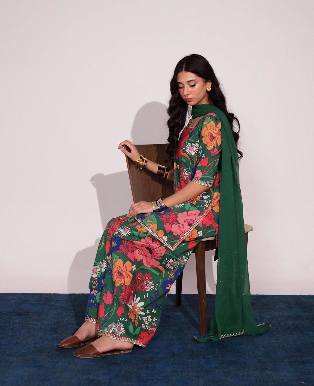 Green Glamour | 3-Piece Stitched Suit