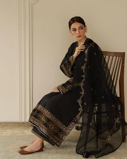 BRONZE MUSE | 3-Pcs Stitched Embroidered Suit