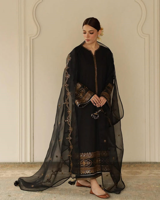 BRONZE MUSE | 3-Pcs Stitched Embroidered Suit