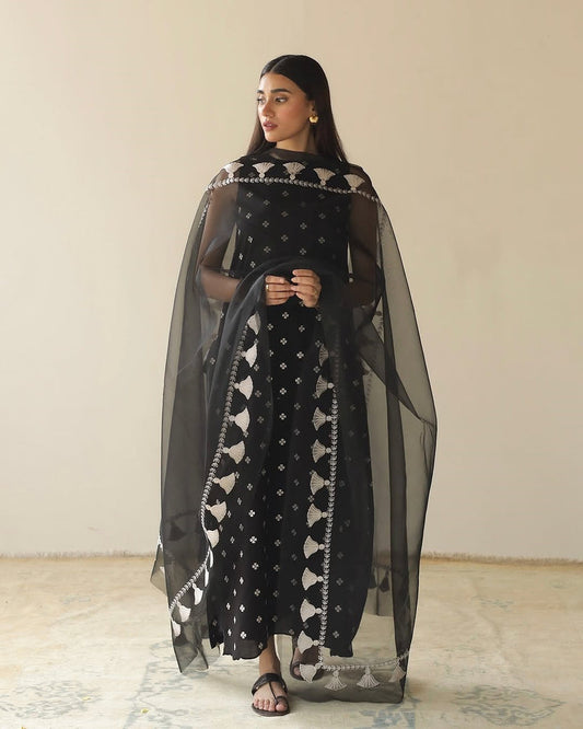 BLACK CLOVER | 3-Pcs Stitched Embroidered Outfit