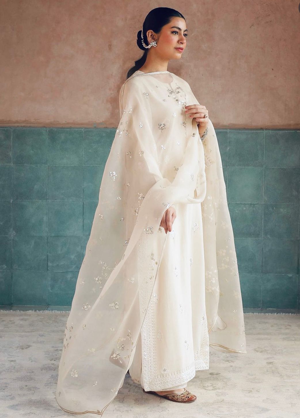 Noor-e-Eid / Ivory | 3-Piece Stitched Embroidered Outfit