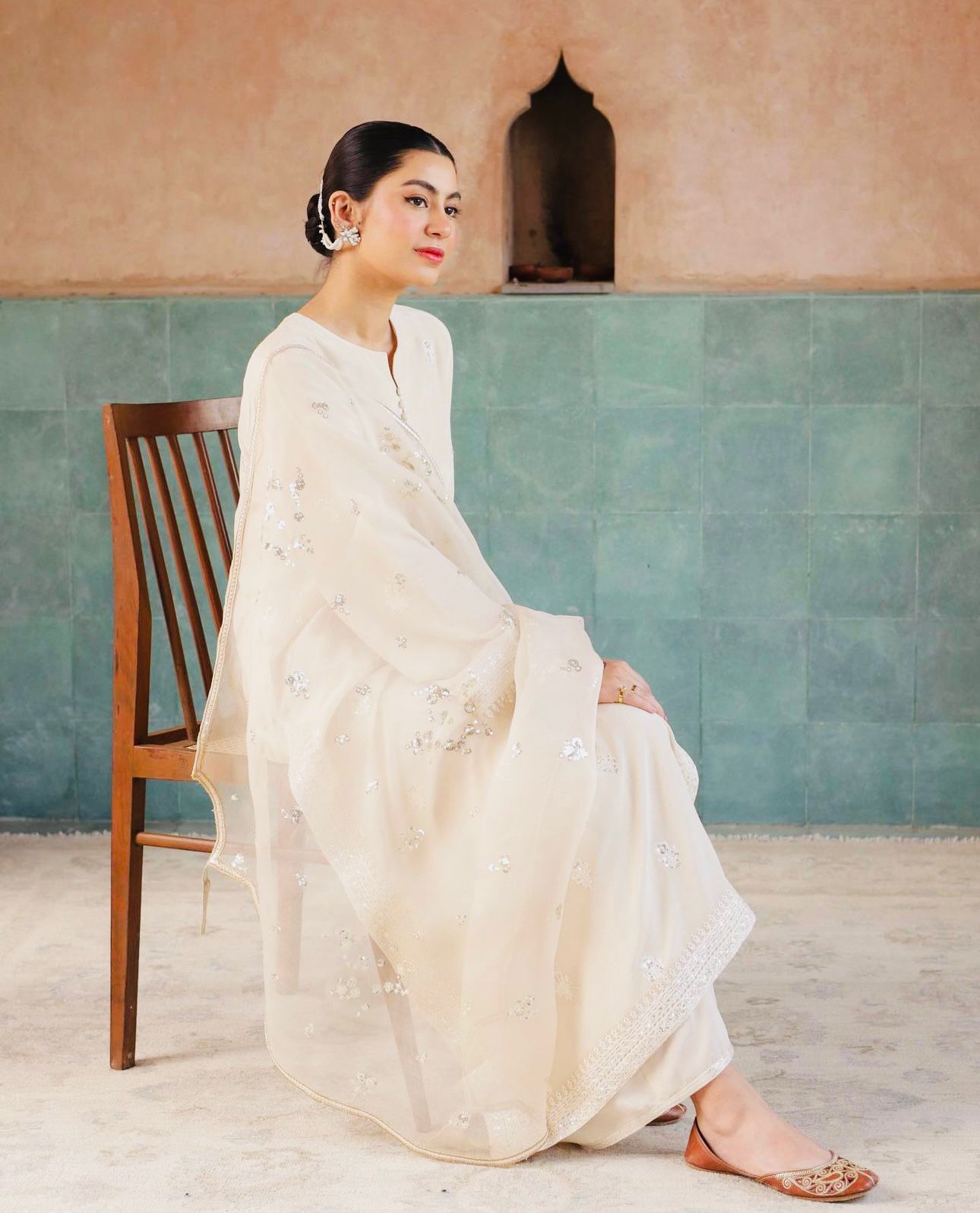 Noor-e-Eid / Ivory | 3-Piece Stitched Embroidered Outfit