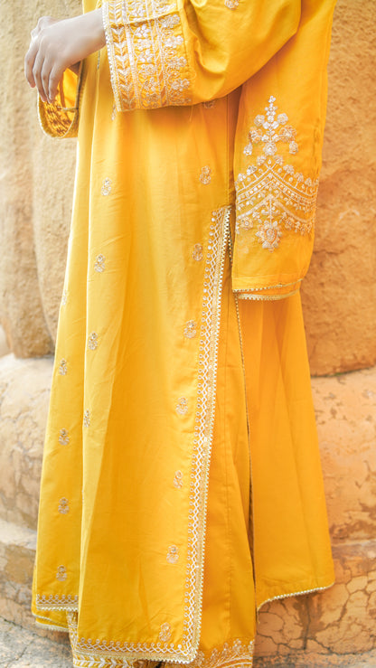 Sunset Blaze | 3-Pcs Stitched Embroidered Outfit